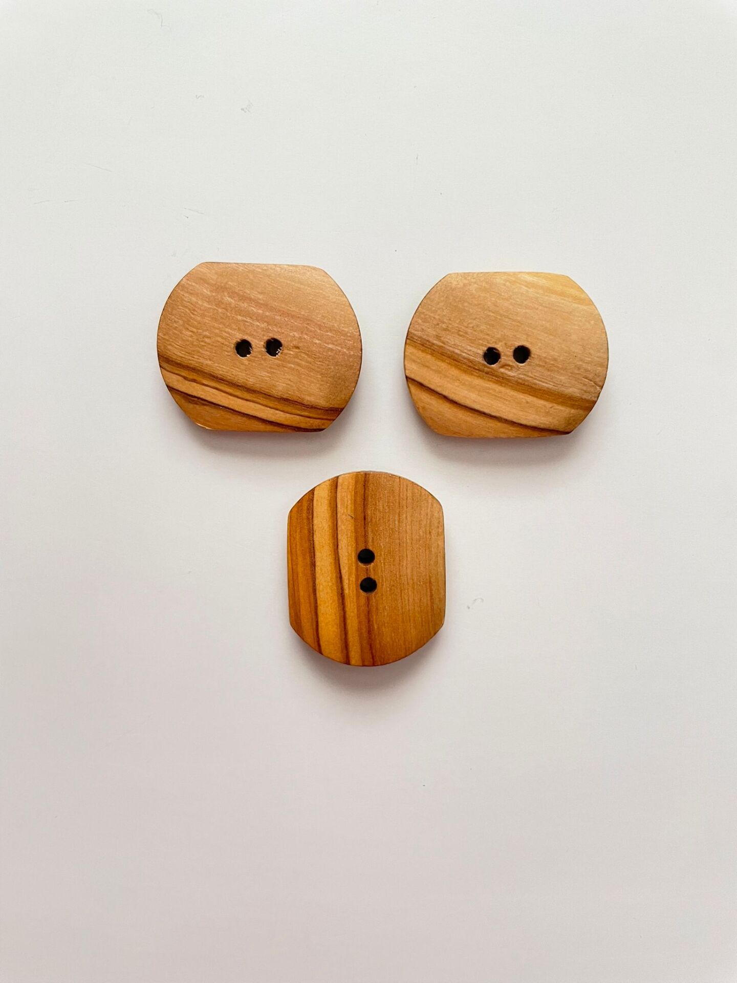 AHŞAP KARE DÜĞME 3 ADET