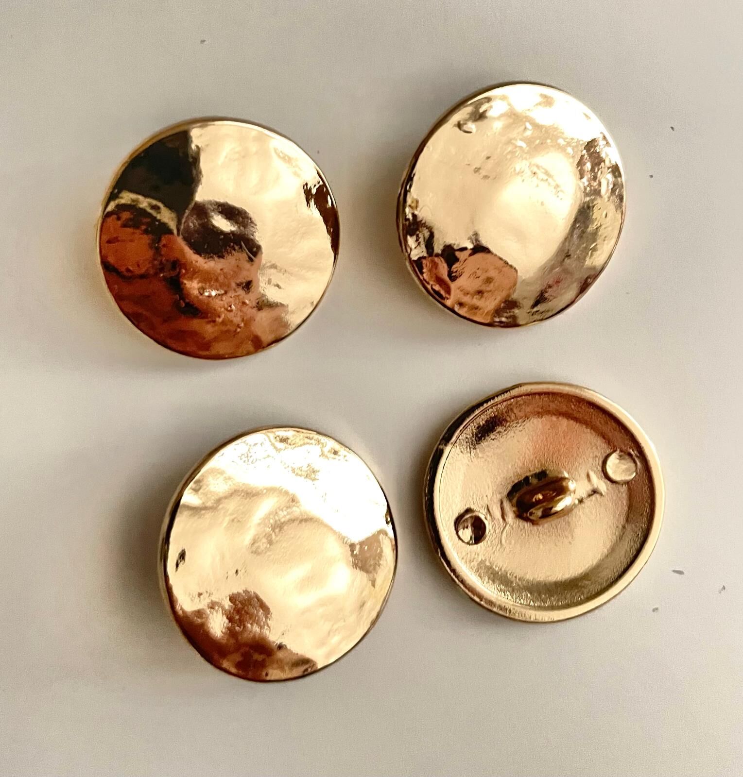 EZİK DESENLİ METAL DÜĞME ALTIN 1 ADET