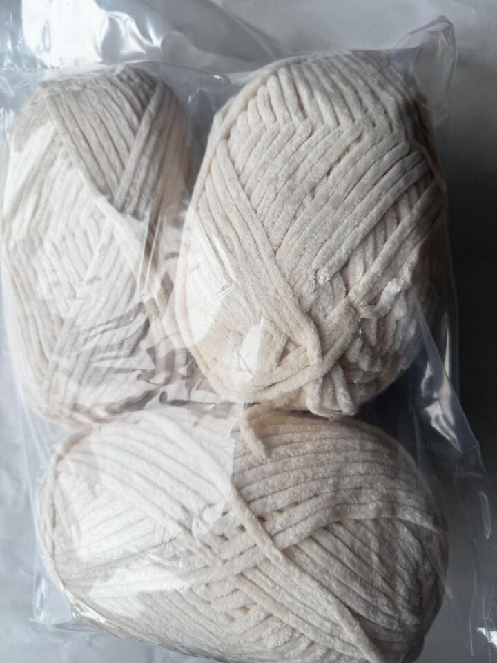 FASHION PLUS KADİFE 470 GR KREM NO 396