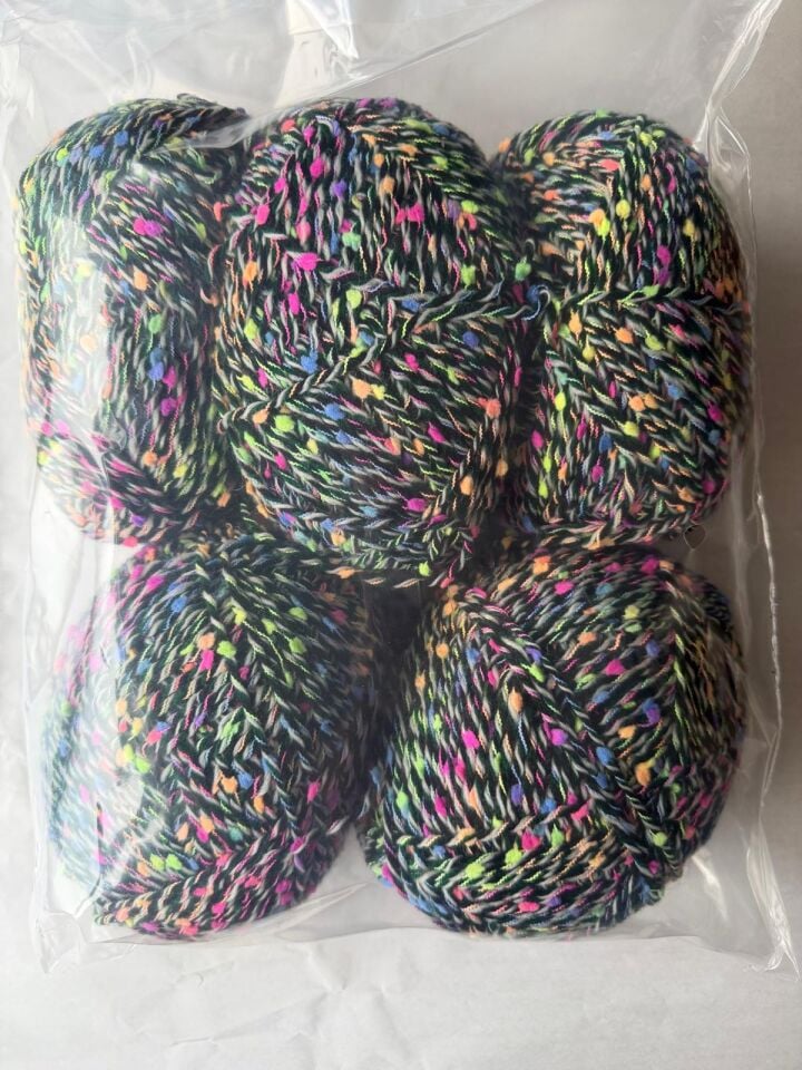 FASHION PLUS 460 GR SİYAH TOPÇUK NO 444